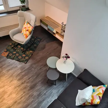 Maisonette-wohnung Mit Balkon Apartment *